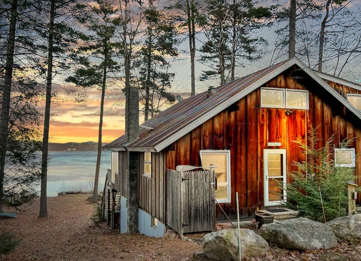 Cabins (United States of America, Fryeburg, Maine)