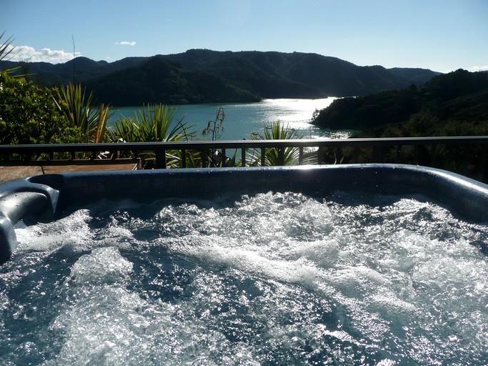 Nature Lodges (Whangaroa, North Island, New Zealand)