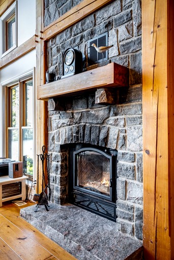 Cabins (Canada, Huntsville, Ontario)