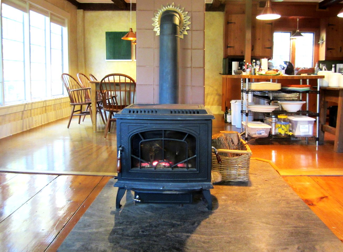 Gorgeous, Lakefront Vacation Rental in the Charming Town of Wayne in Central Maine