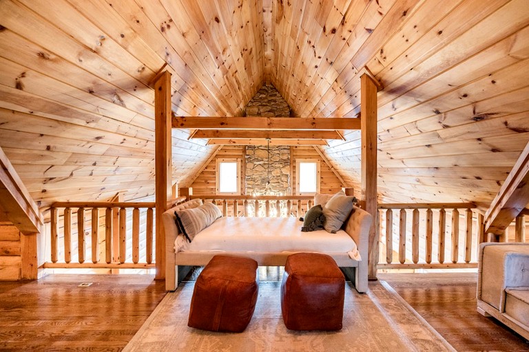 Cabins (United States of America, Forest, Virginia)