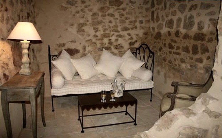 Cottages (Beaumes de Venise, Provence-Alpes-Côte d'Azur, France)