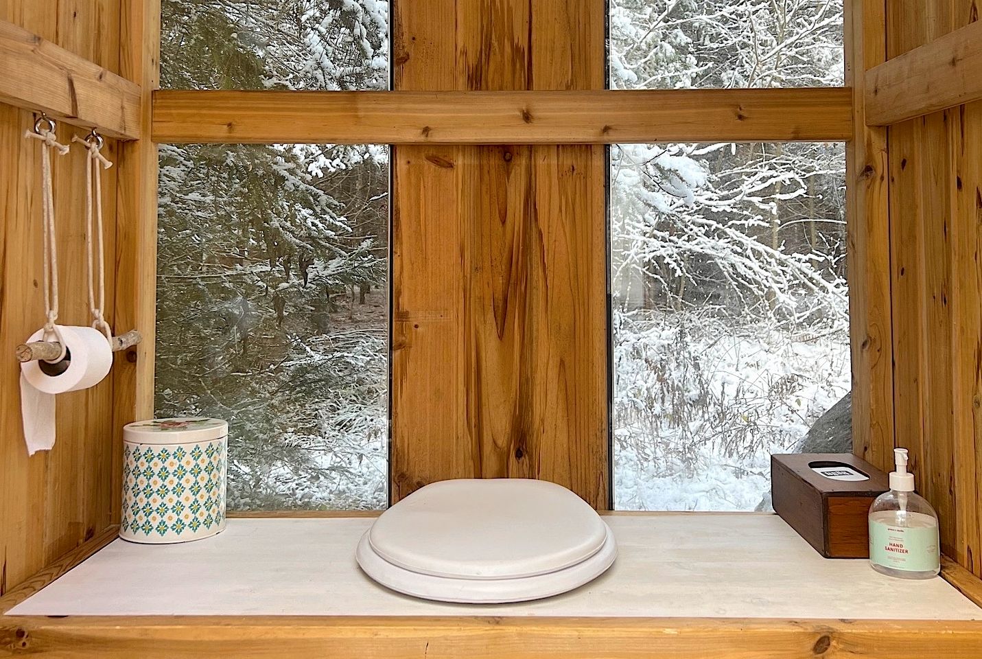 Gorgeous Modern Dome Surrounded by Nature for a Romantic Glamping Escape in Deer Lake, Ontario