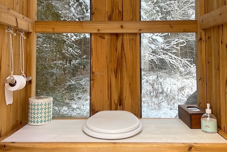 Vacation Rentals (Canada, South River, Ontario)