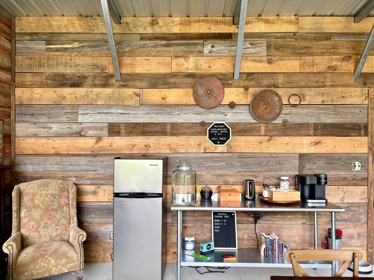 Gorgeous Modern Loft Cabin on a Working Farm by Kerrs Lake for a Unique Getaway near Henderson, North Carolina