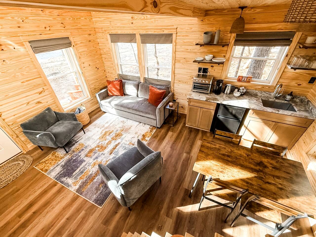 Gorgeous Modern Loft Cabin on a Working Farm by Kerrs Lake for a Unique Getaway near Henderson, North Carolina