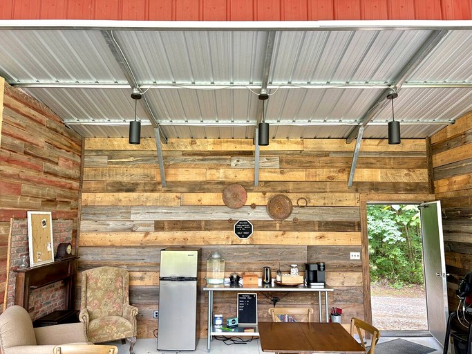 Cabins (United States of America, Henderson, North Carolina)