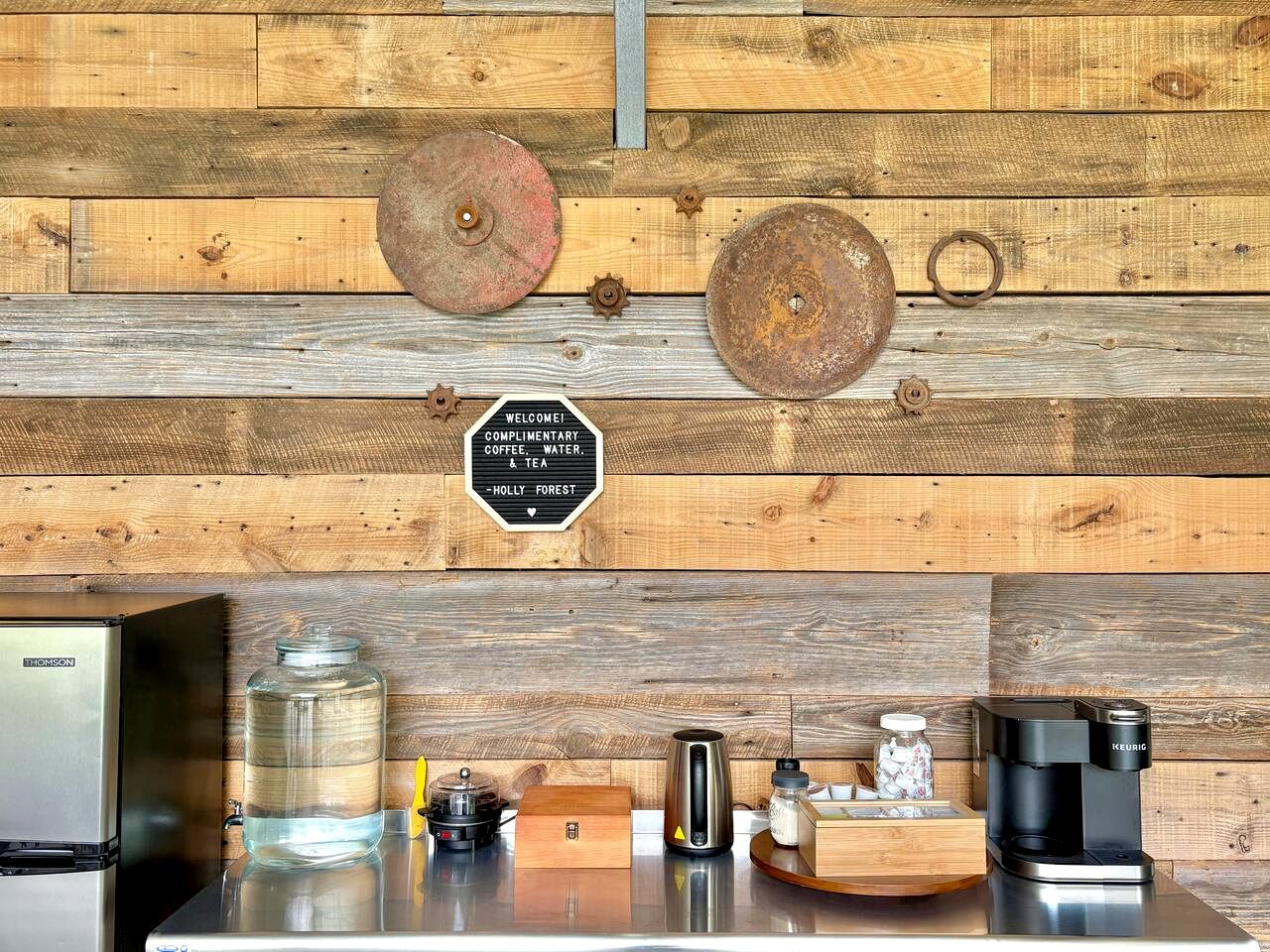 Gorgeous Modern Loft Cabin on a Working Farm by Kerrs Lake for a Unique Getaway near Henderson, North Carolina