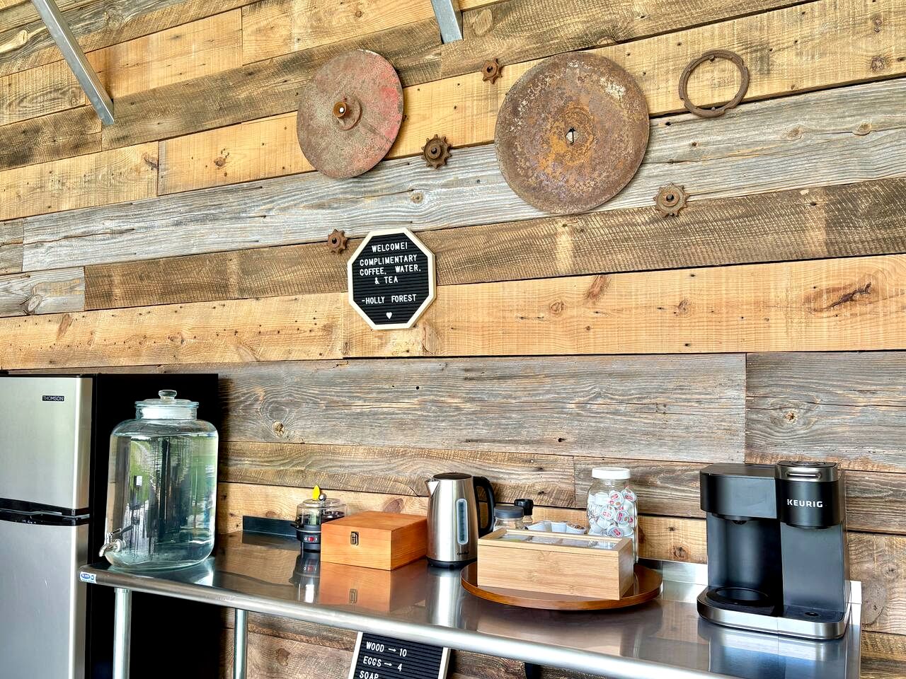 Gorgeous Modern Loft Cabin on a Working Farm by Kerrs Lake for a Unique Getaway near Henderson, North Carolina