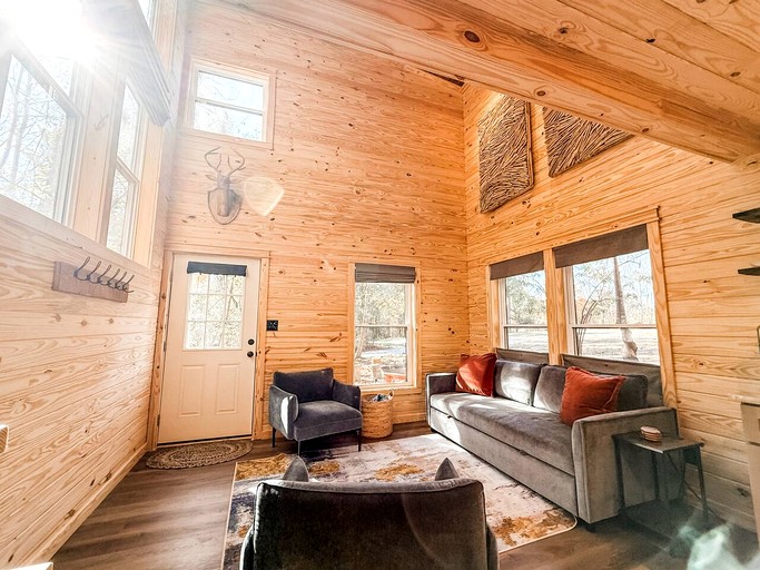 Cabins (United States of America, Henderson, North Carolina)