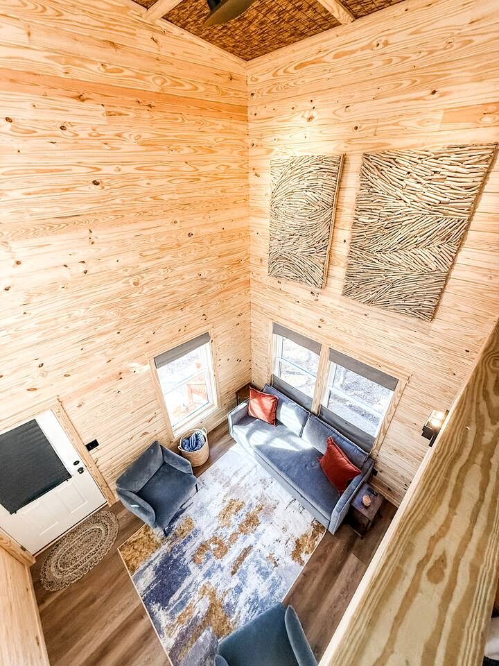Gorgeous Modern Loft Cabin on a Working Farm by Kerrs Lake for a Unique Getaway near Henderson, North Carolina