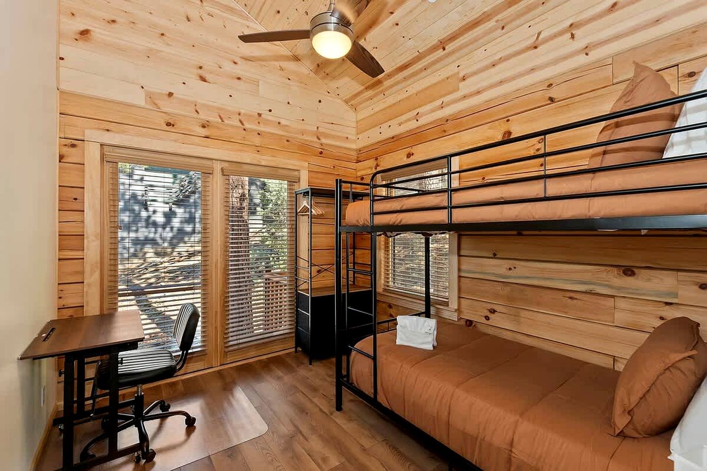 Gorgeous Modern Log Cabin Nestled in the Woods in Big Bear, California