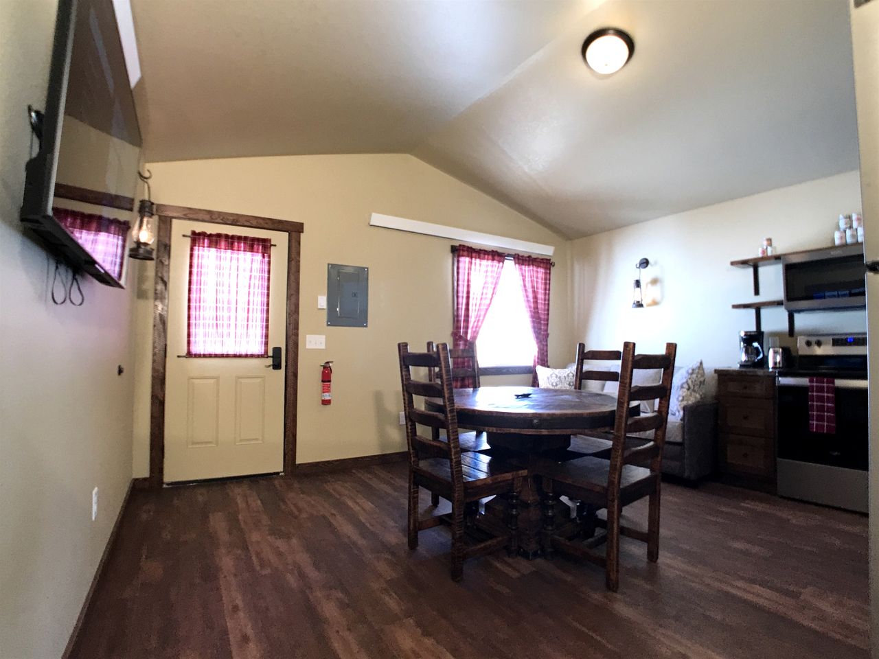 Old West Escapes, Pony Express in Island Park, ID