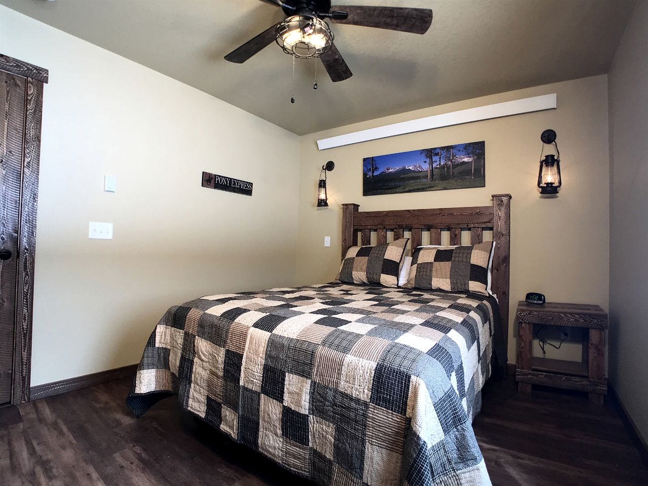 Old West Escapes, Pony Express in Island Park, ID