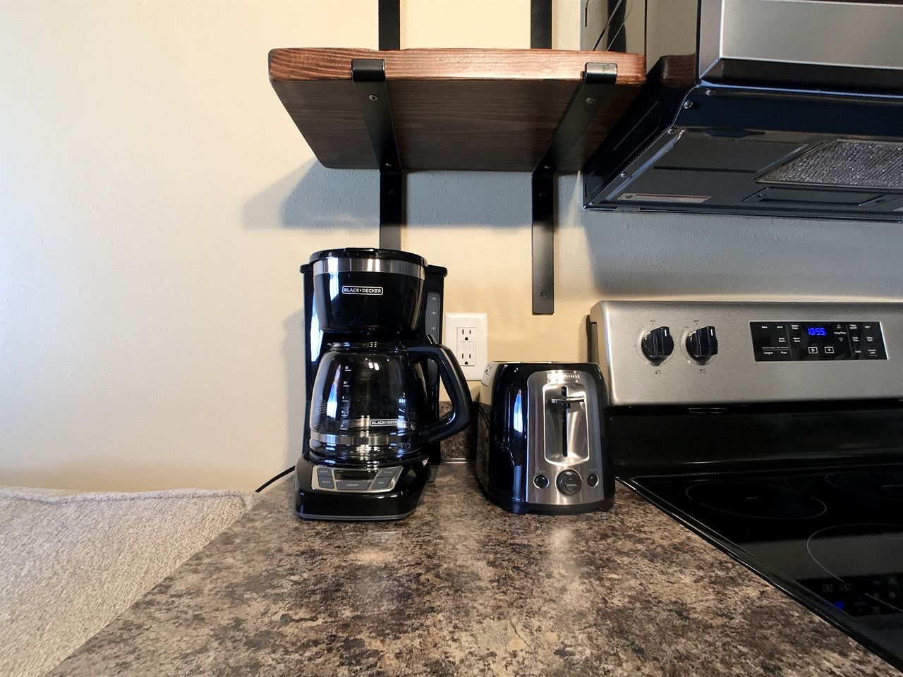 Old West Escapes, Pony Express in Island Park, ID