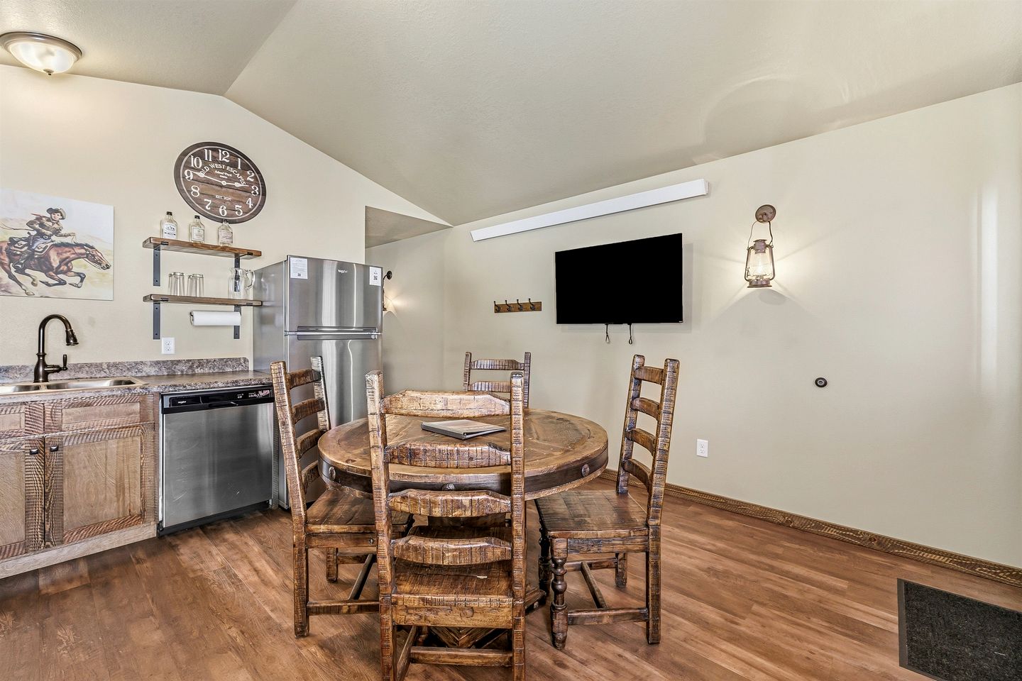 Old West Escapes, Pony Express in Island Park, ID