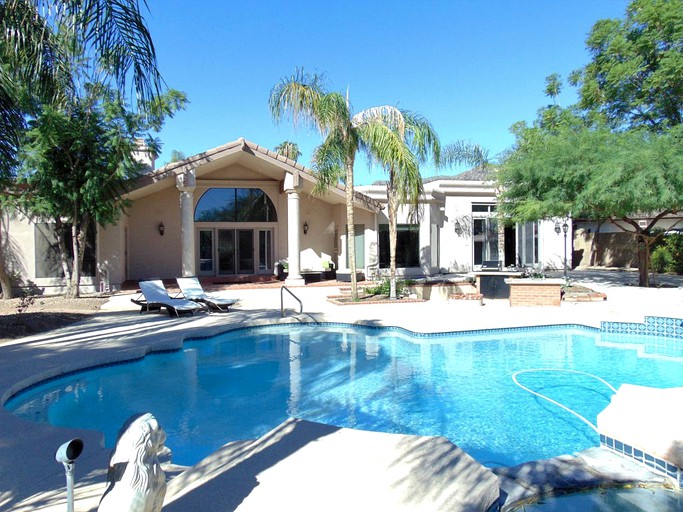 Villas (Phoenix, Arizona, United States)