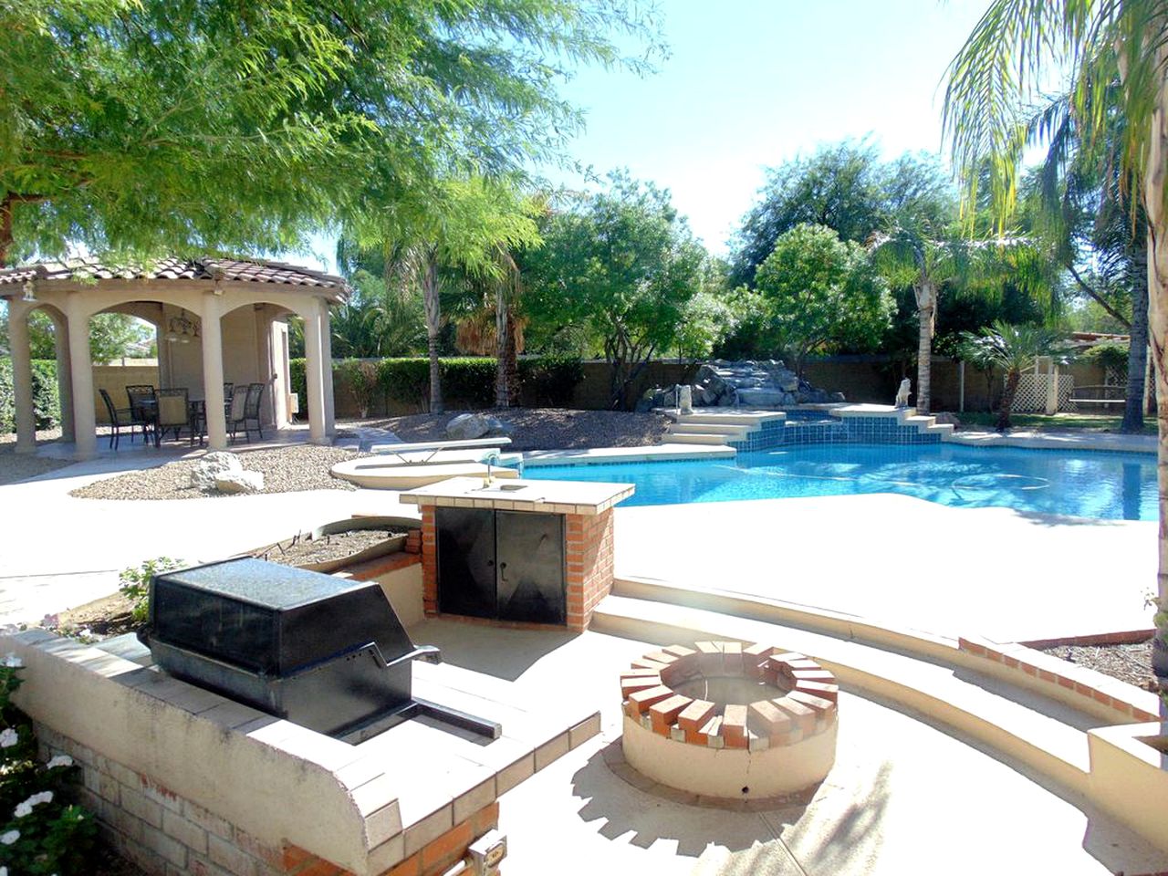 Luxurious Villa Rental with Private Pool in Phoenix, Arizona