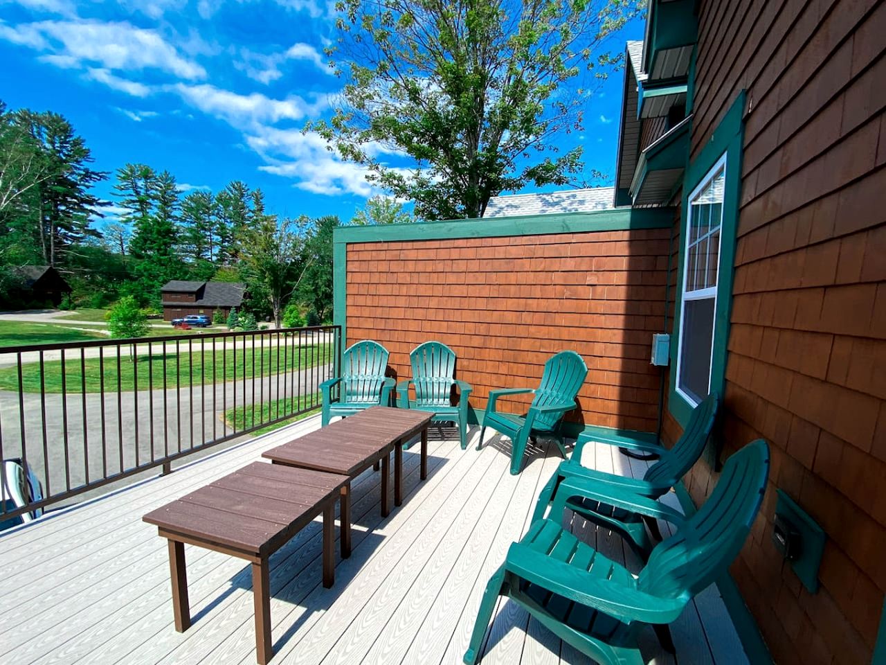 Gorgeous Riverfront Cabin with Games in North Conway, New Hampshire