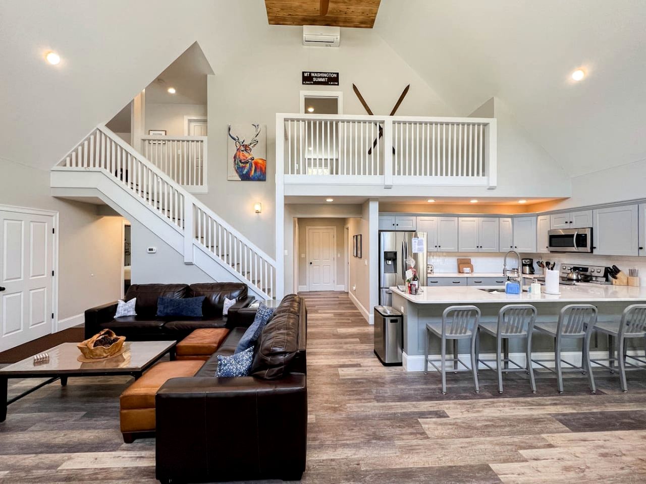 Gorgeous Riverfront Cabin with Games in North Conway, New Hampshire