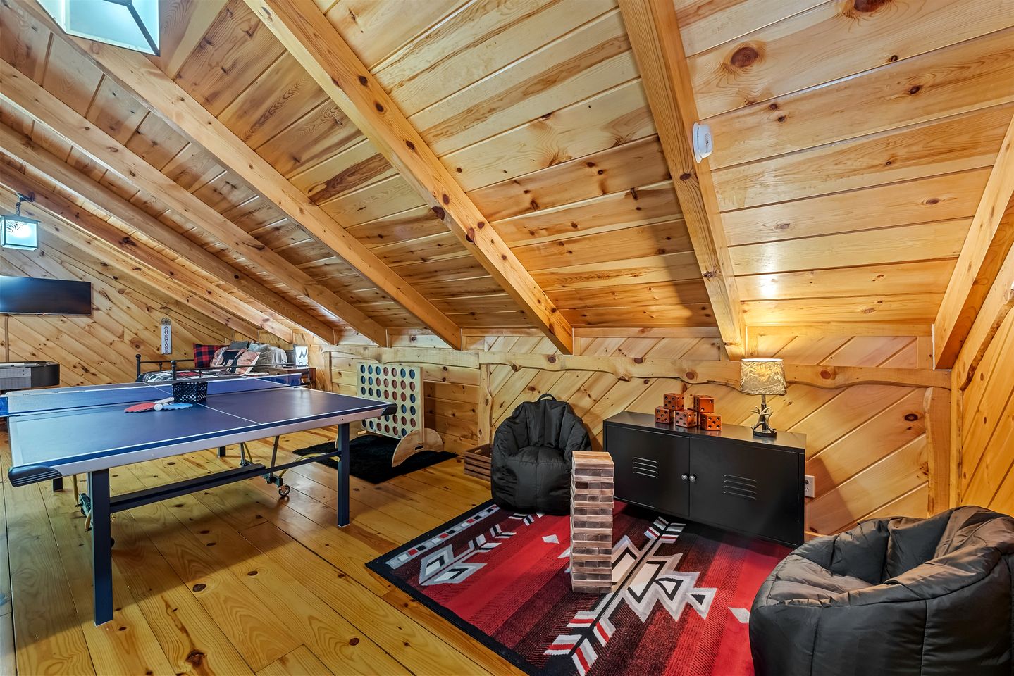 Gorgeous Rural Cabin with Game Room and Fire Pit in Mentone, Alabama