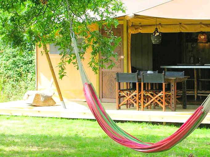 Safari Tents (Moutiers-sur-le-Lay, Pays de la Loire, France)