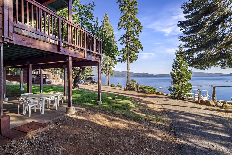 Cabins (United States of America, Lake Almanor, California)