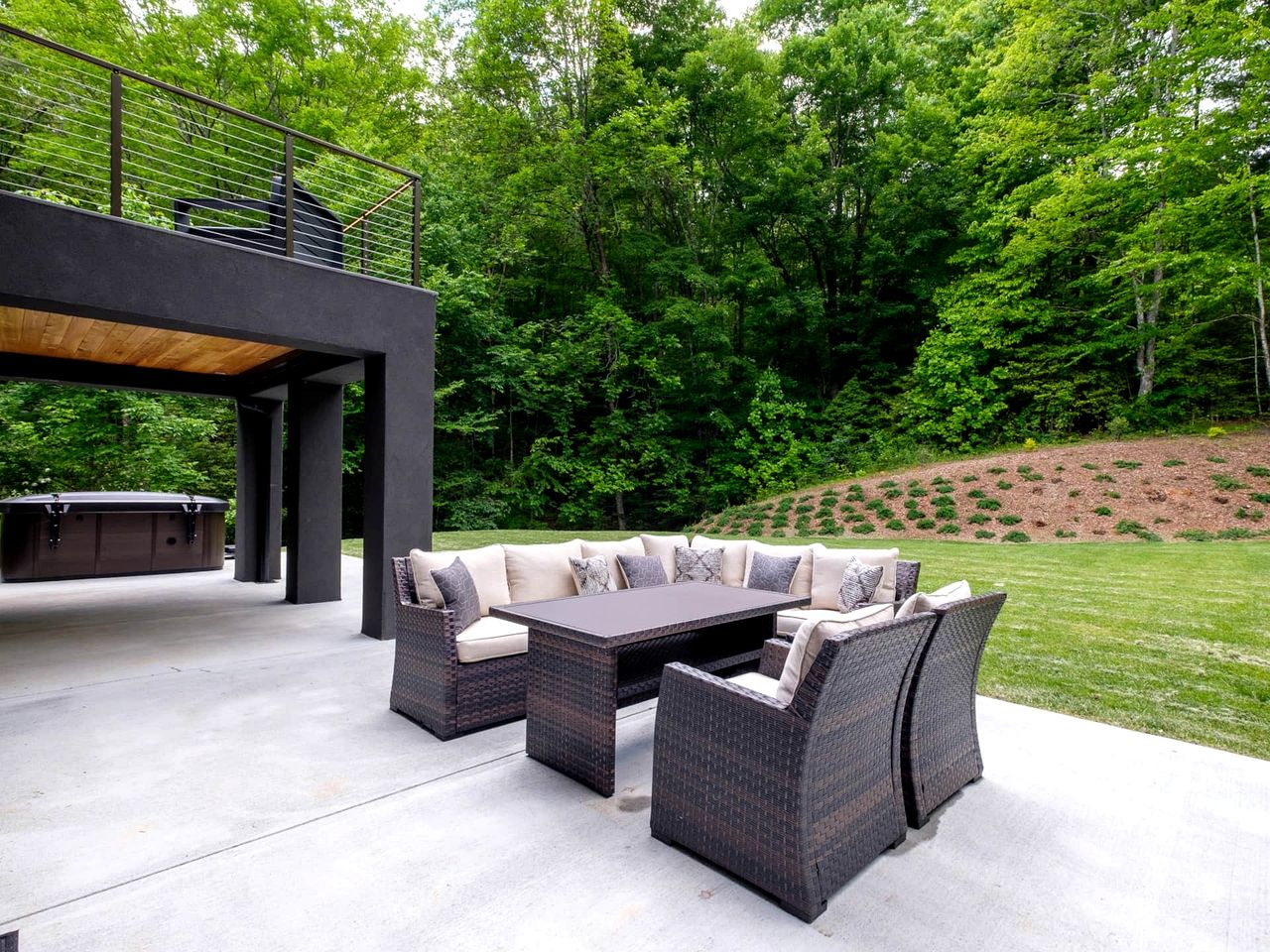 Gorgeous Secluded Vacation Rental in Transylvania County, North Carolina
