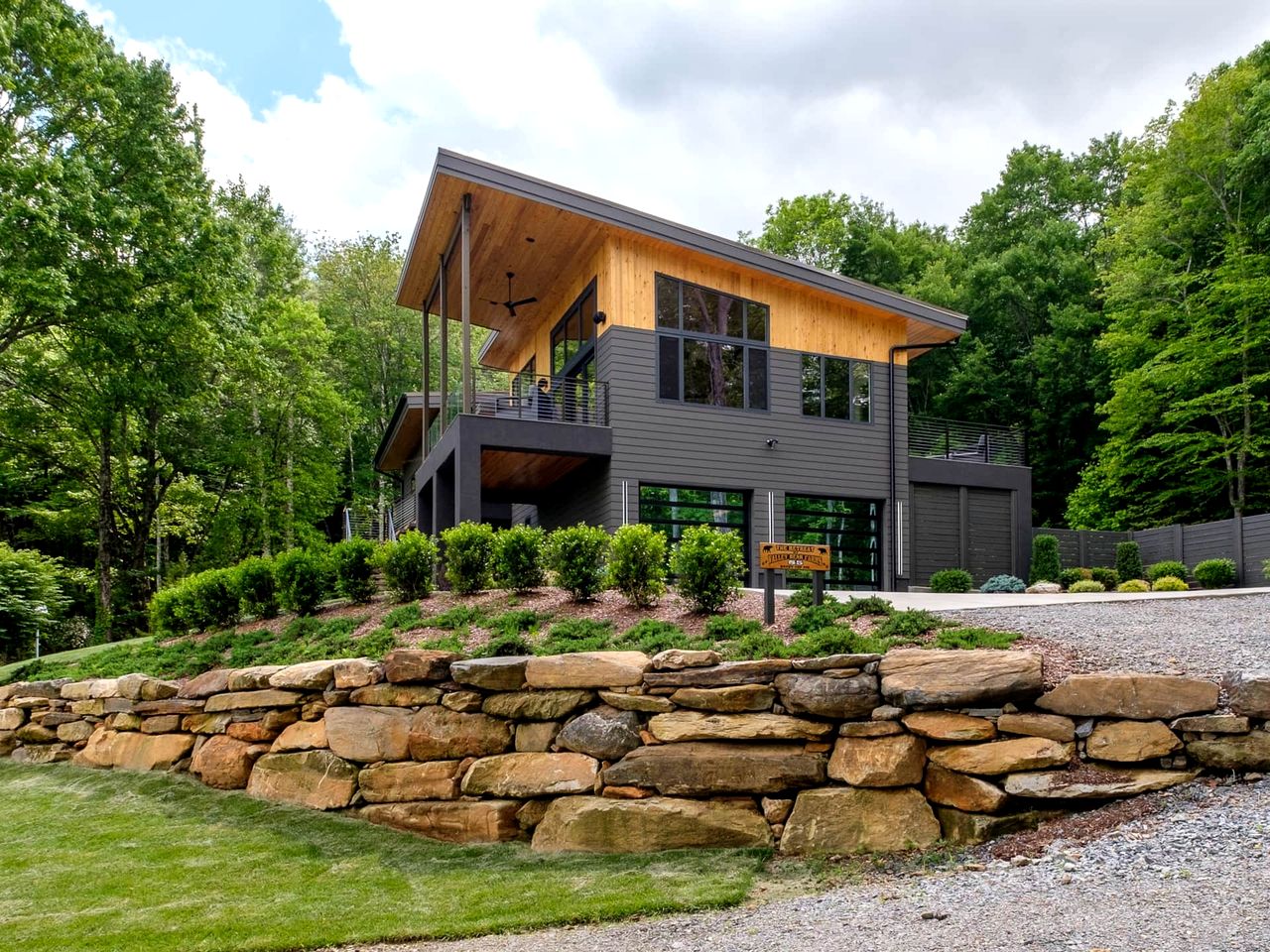Gorgeous Secluded Vacation Rental in Transylvania County, North Carolina