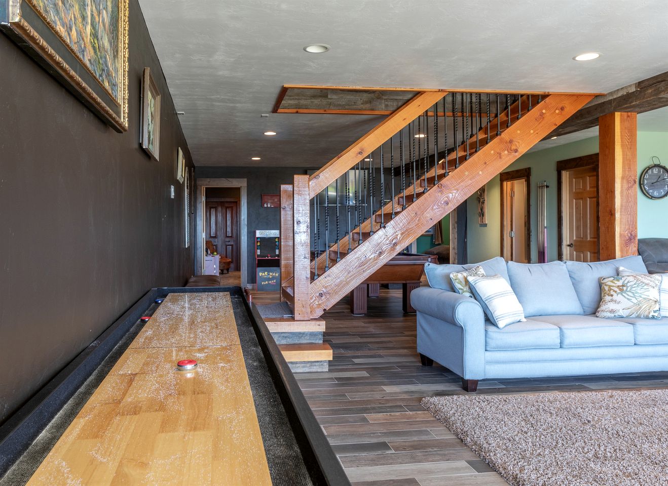 Gorgeous Secluded Villa with Hot-tub, Fire Pit and Games in Etna, Wyoming