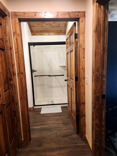 Cabins (United States of America, Carbondale, Illinois)