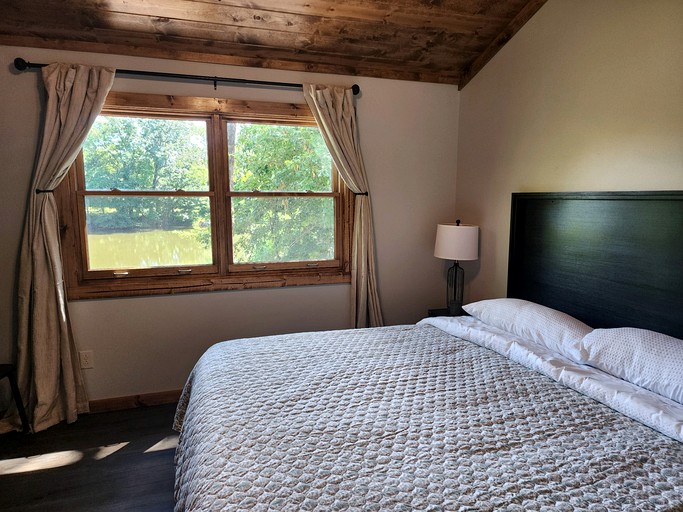 Cabins (United States of America, Carbondale, Illinois)