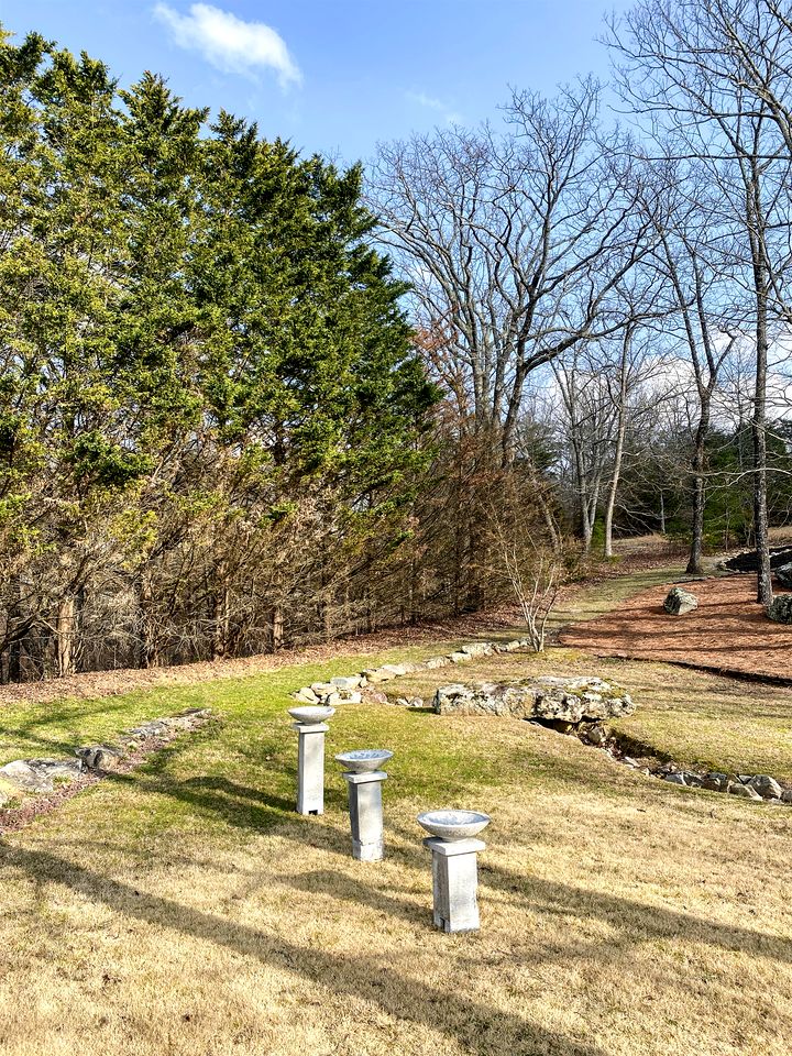 Gorgeous Tea House for Two with Incredible Views for the Ultimate Romantic Escape near Menlo, Georgia