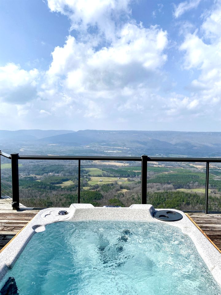 Gorgeous Tea House for Two with Incredible Views for the Ultimate Romantic Escape near Menlo, Georgia