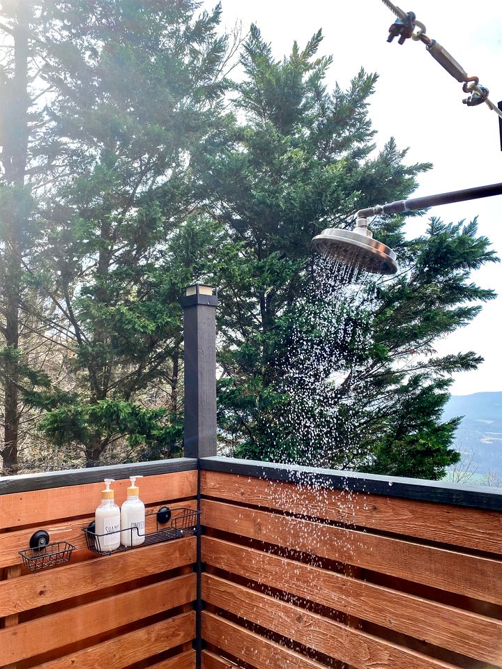 Gorgeous Tea House for Two with Incredible Views for the Ultimate Romantic Escape near Menlo, Georgia