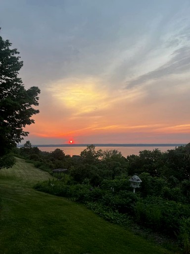 Vacation Rentals (Canada, Prince Edward, Ontario)