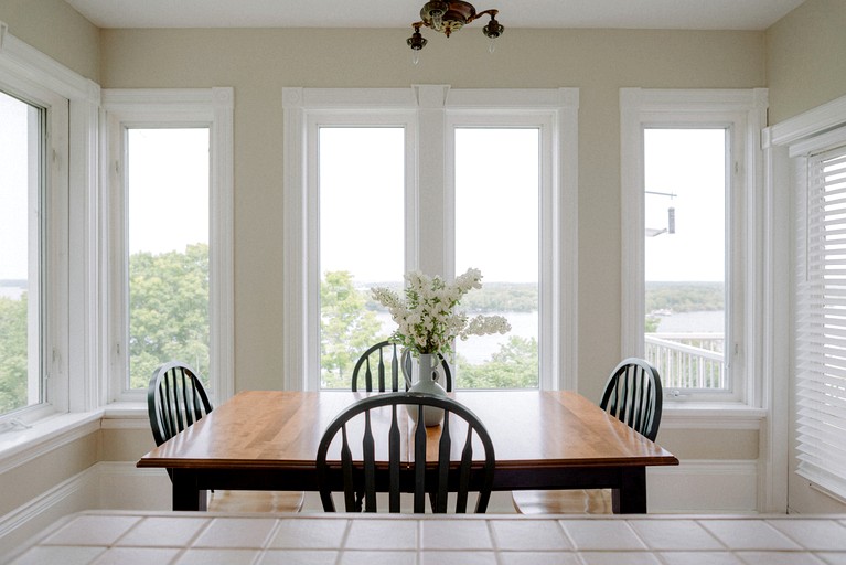 Vacation Rentals (Canada, Prince Edward, Ontario)