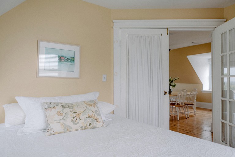 Vacation Rentals (Canada, Prince Edward, Ontario)