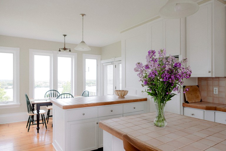 Vacation Rentals (Canada, Prince Edward, Ontario)