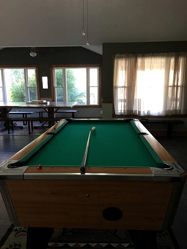 Log Cabins (Genoa, West Virginia, United States)