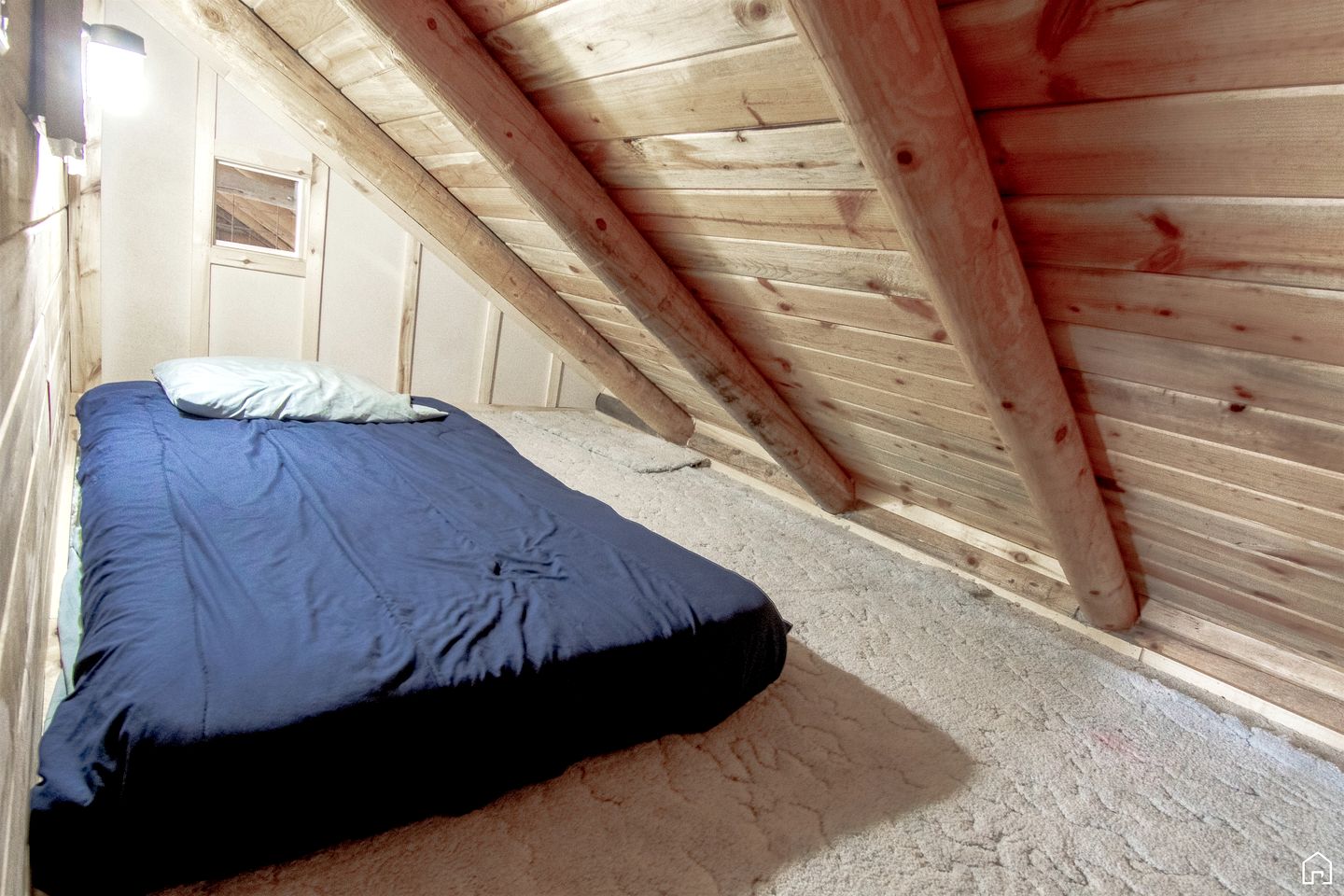 Gorgeous Wooden Rustic Cabin in Blanding, Utah
