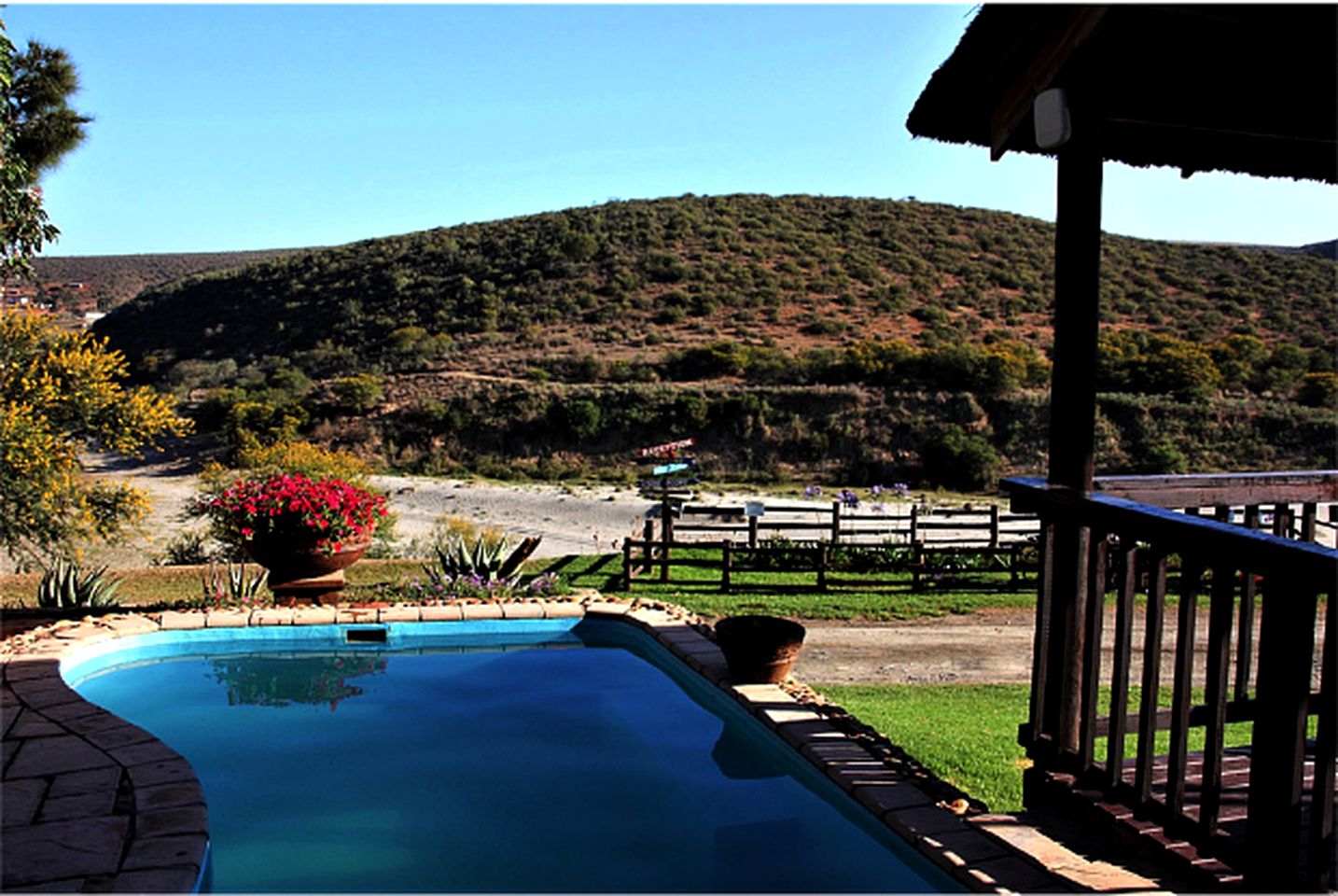 Family-Friendly Riverside Vacation Rental near Albertinia, South Africa