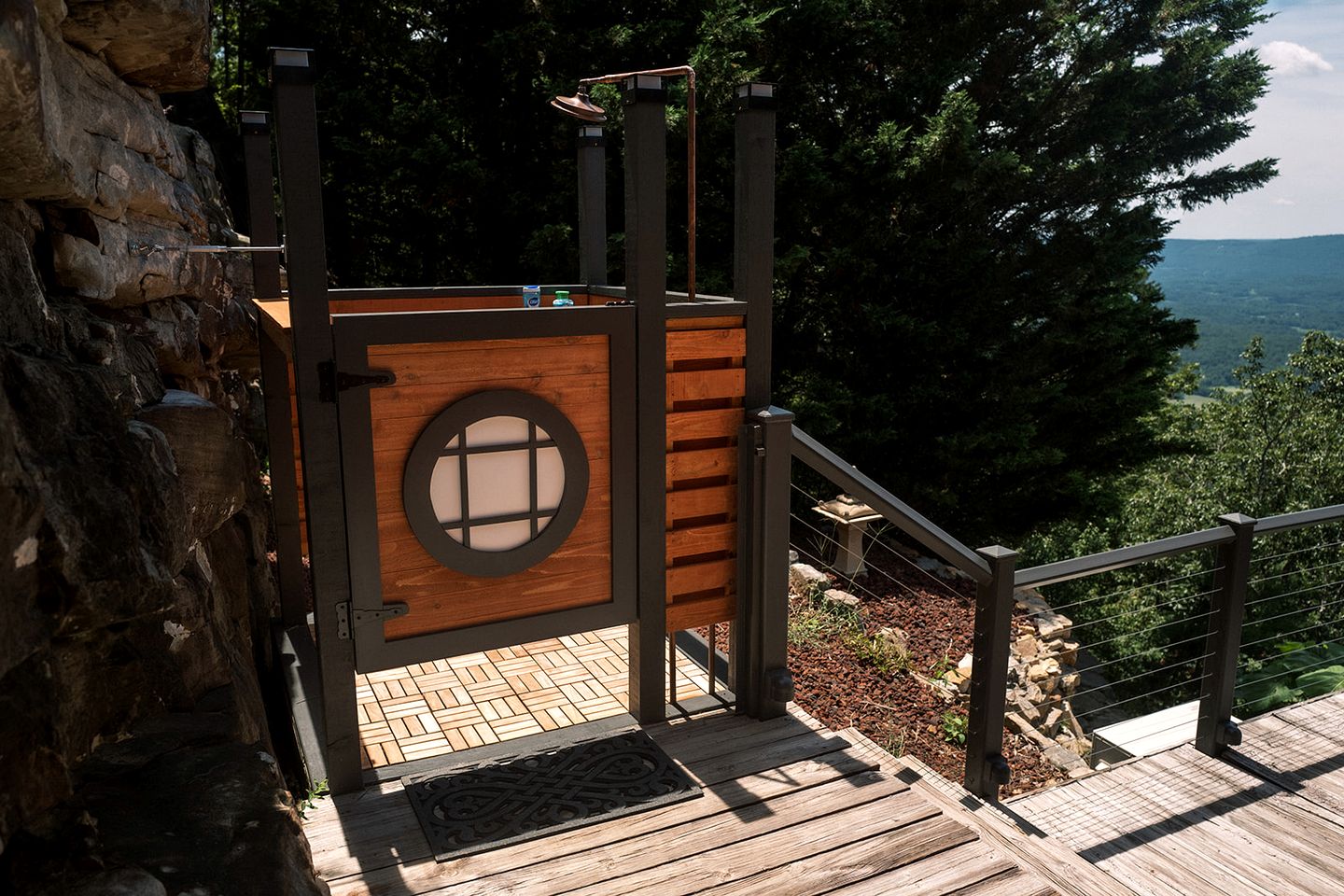 Gorgeous Tea House for Two with Incredible Views for the Ultimate Romantic Escape near Menlo, Georgia