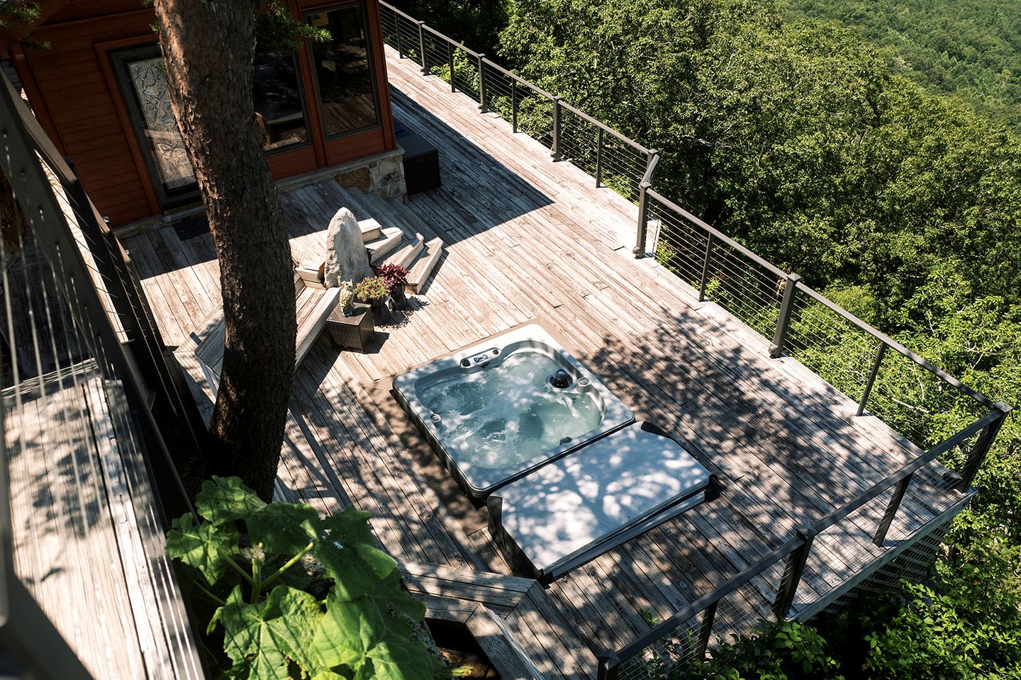 Gorgeous Tea House for Two with Incredible Views for the Ultimate Romantic Escape near Menlo, Georgia