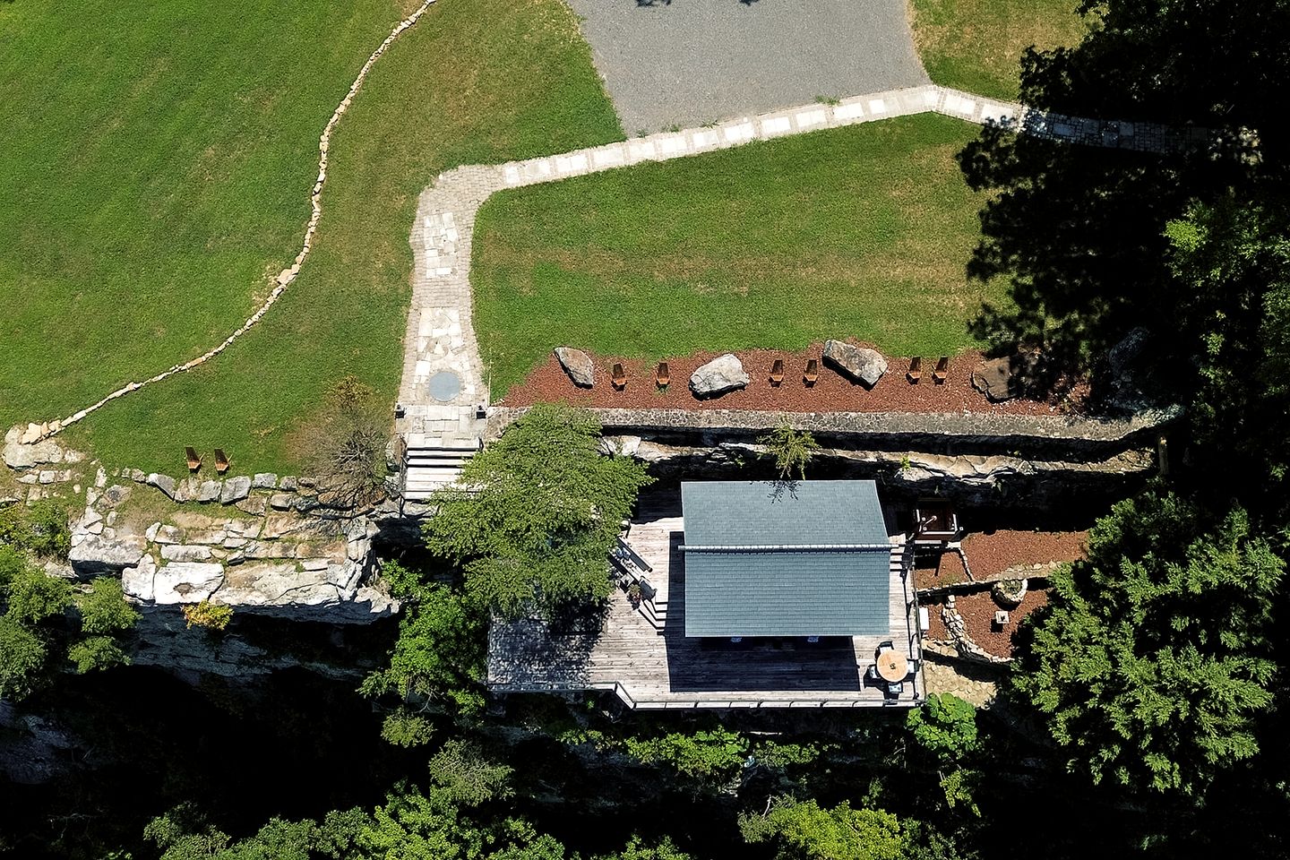 Gorgeous Tea House for Two with Incredible Views for the Ultimate Romantic Escape near Menlo, Georgia