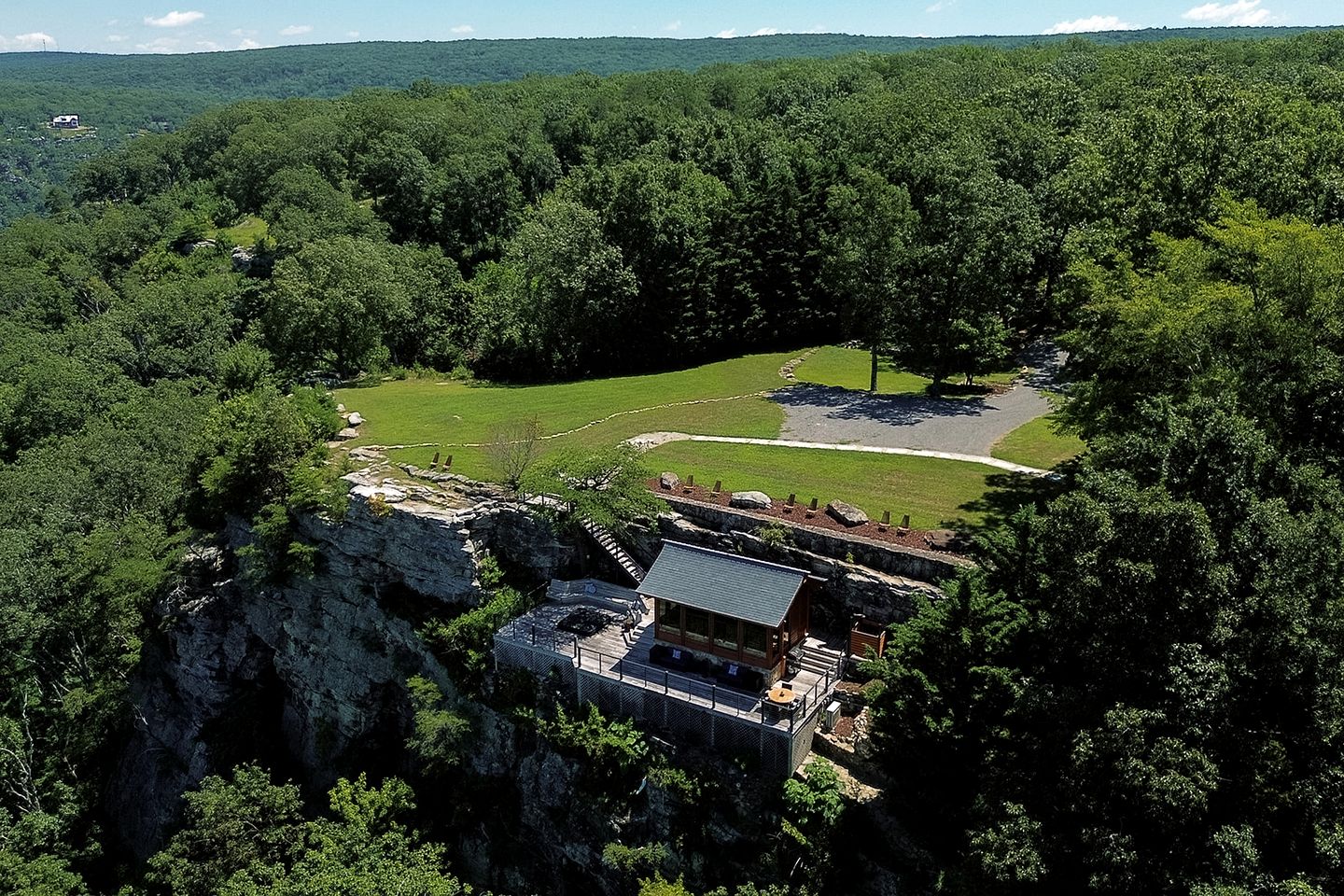 Gorgeous Tea House for Two with Incredible Views for the Ultimate Romantic Escape near Menlo, Georgia