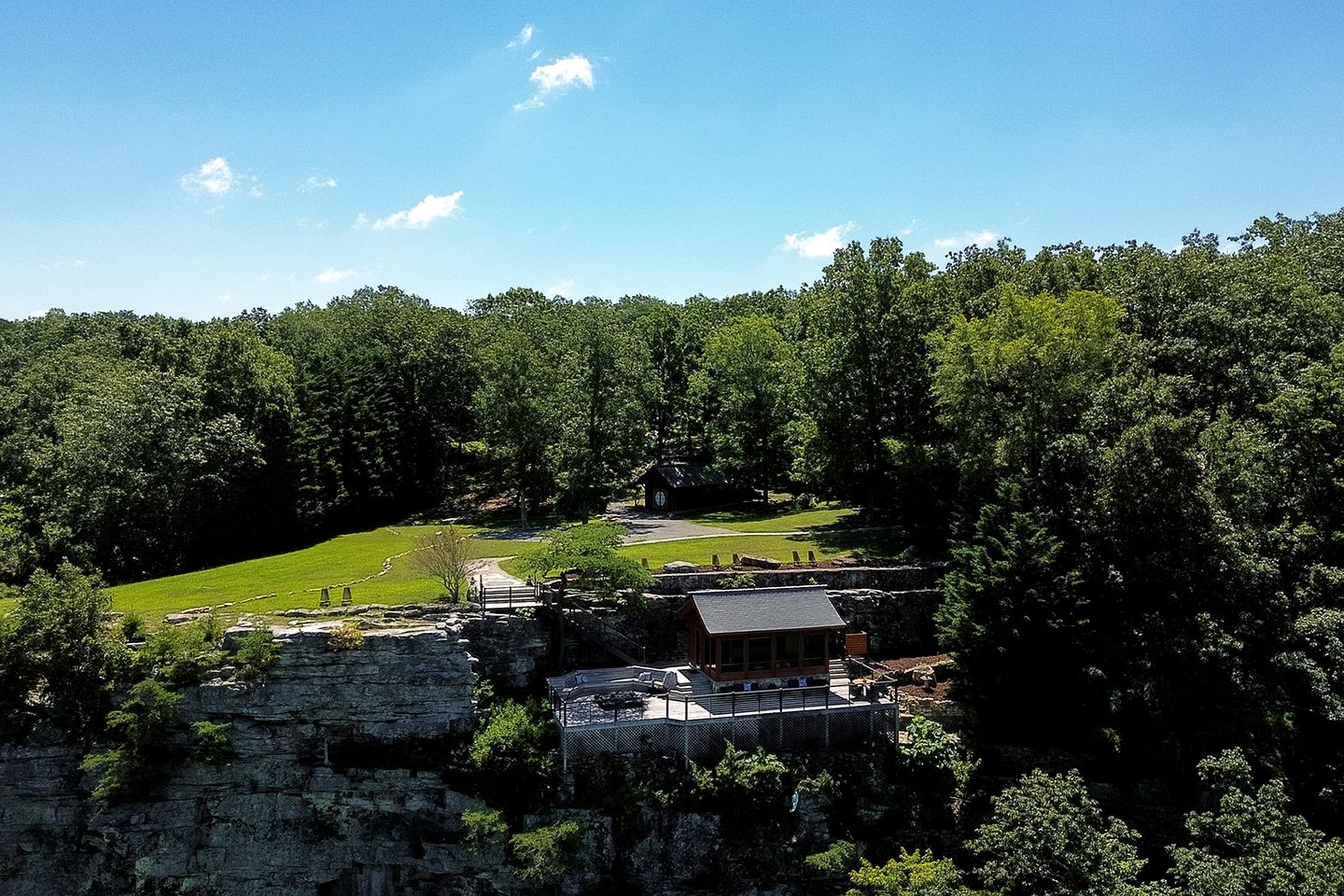 Gorgeous Tea House for Two with Incredible Views for the Ultimate Romantic Escape near Menlo, Georgia
