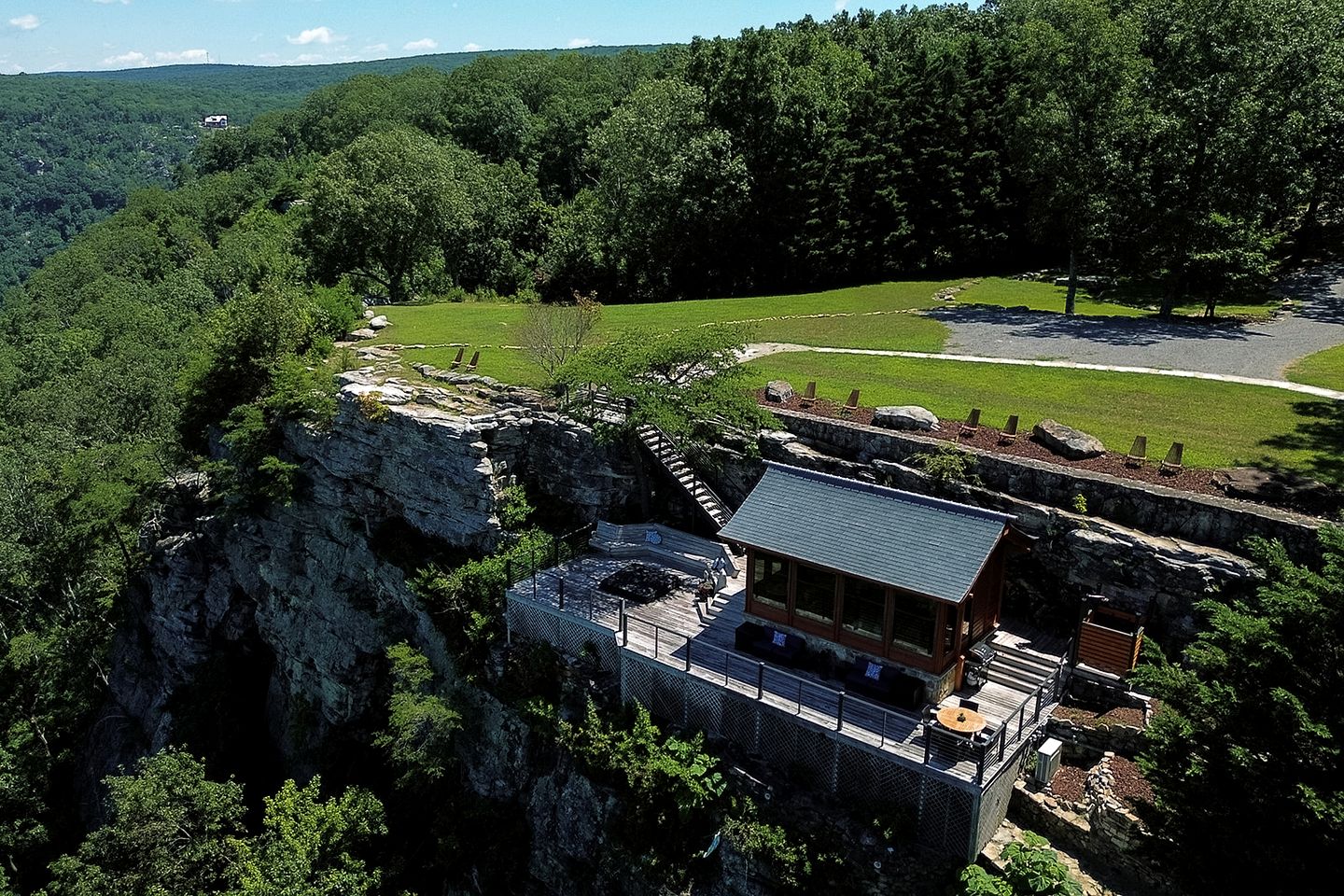 Gorgeous Tea House for Two with Incredible Views for the Ultimate Romantic Escape near Menlo, Georgia
