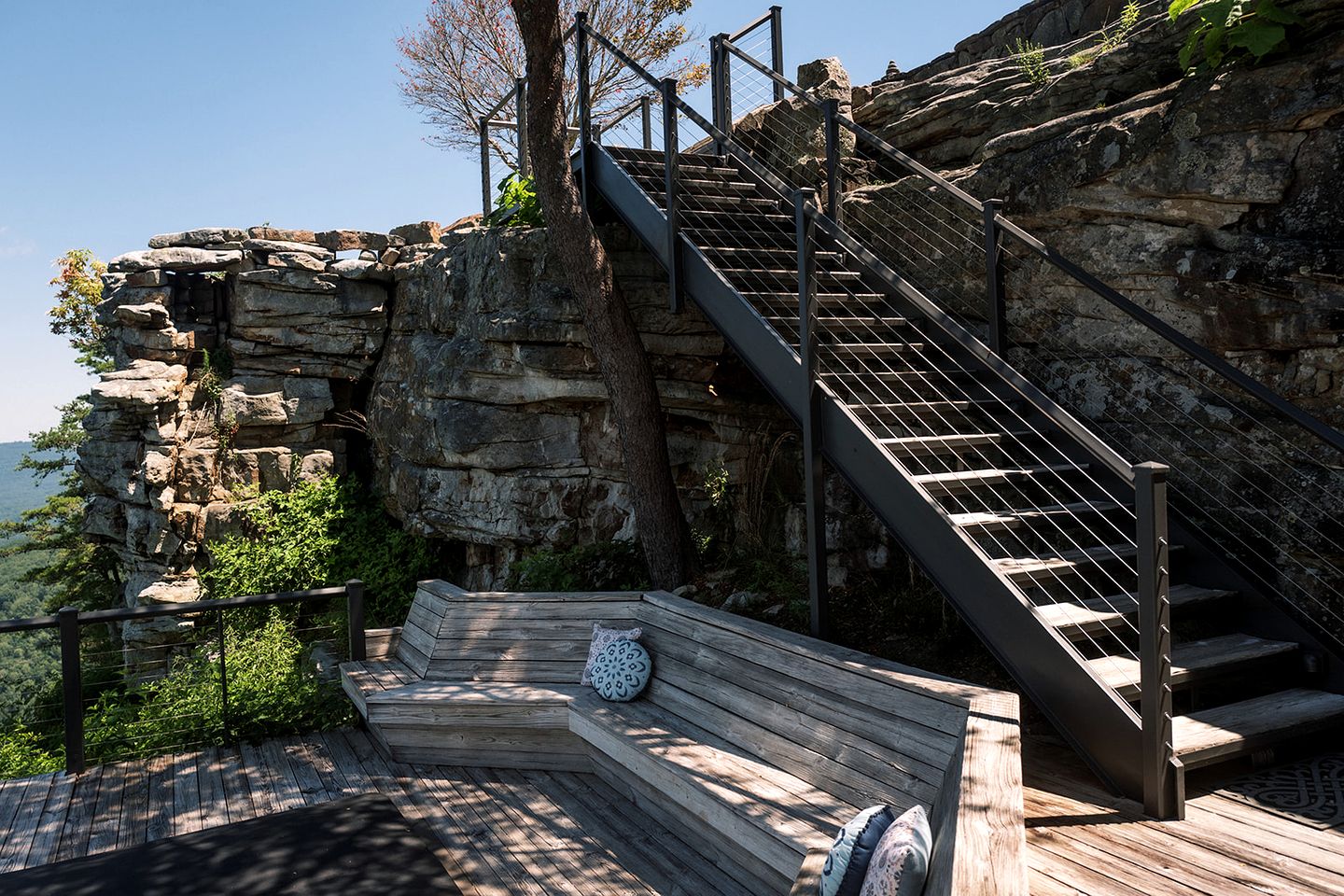 Gorgeous Tea House for Two with Incredible Views for the Ultimate Romantic Escape near Menlo, Georgia