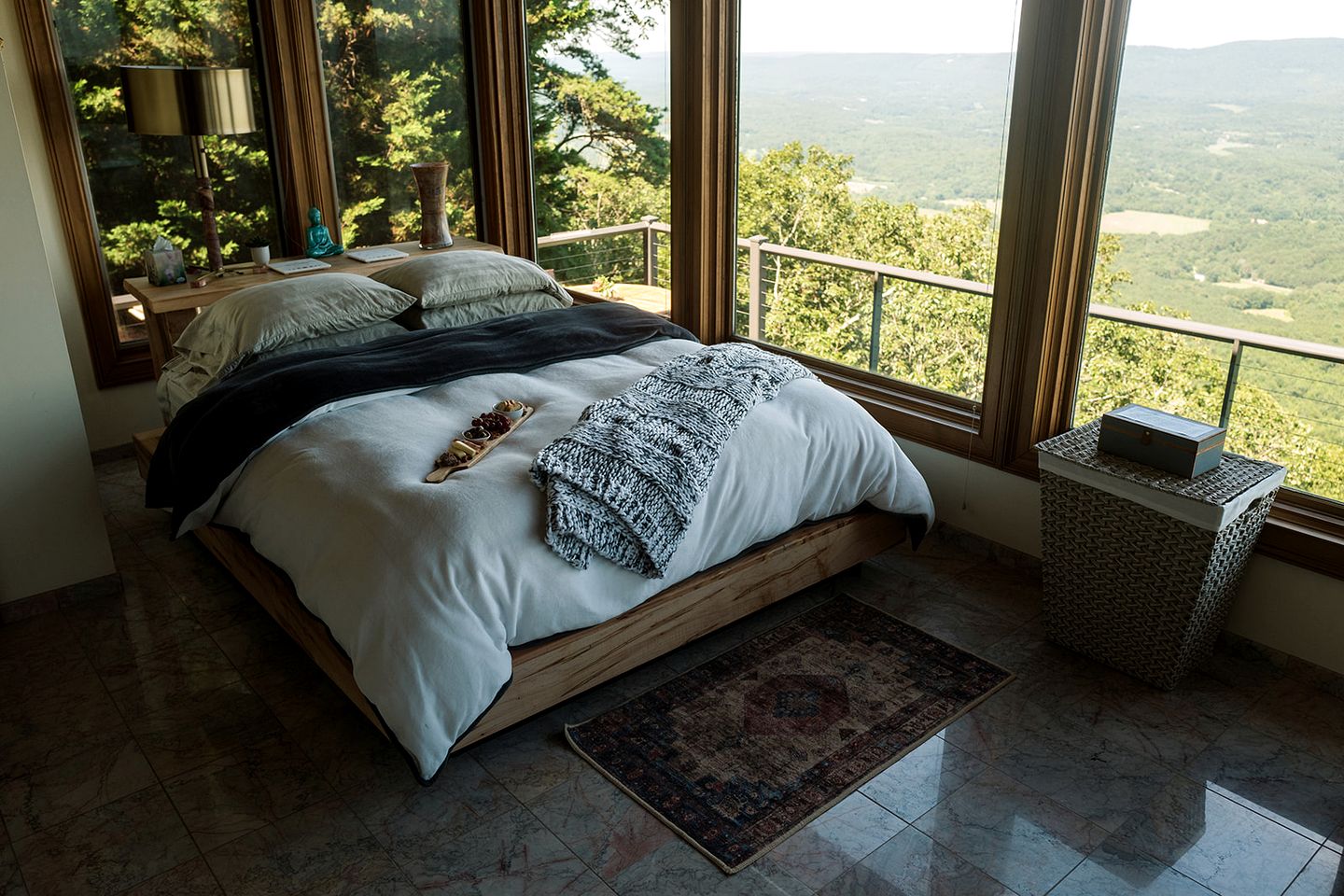 Gorgeous Tea House for Two with Incredible Views for the Ultimate Romantic Escape near Menlo, Georgia